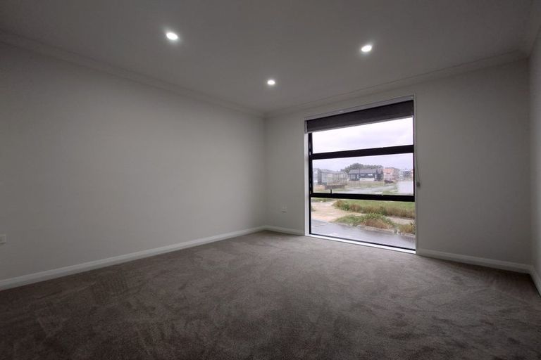 Photo of property in 66 Michael Bosher Way, Flat Bush, Auckland, 2019