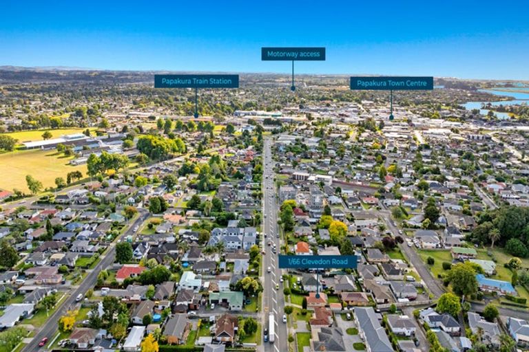 Photo of property in 1/66 Clevedon Road, Papakura, 2110