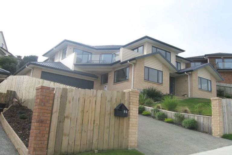 Photo of property in 86 Cypress Drive, Maungaraki, Lower Hutt, 5010