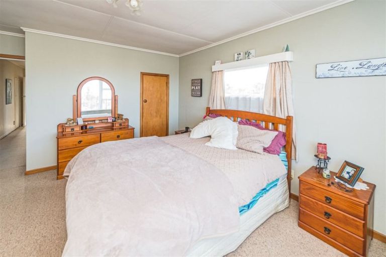 Photo of property in 11 Broadhead Avenue, Tawhero, Whanganui, 4501