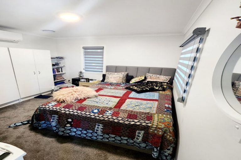 Photo of property in 63 Carlisle Road, Torbay, Auckland, 0630