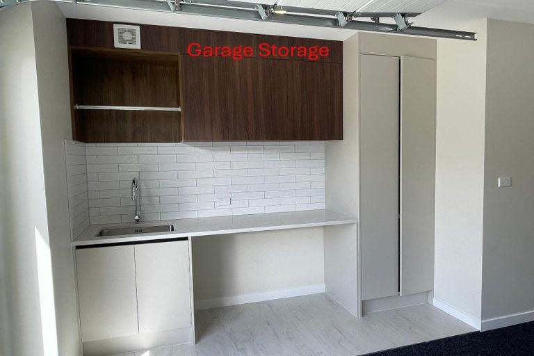 Photo of property in 13 Resnik Crescent, Kumeu, 0810