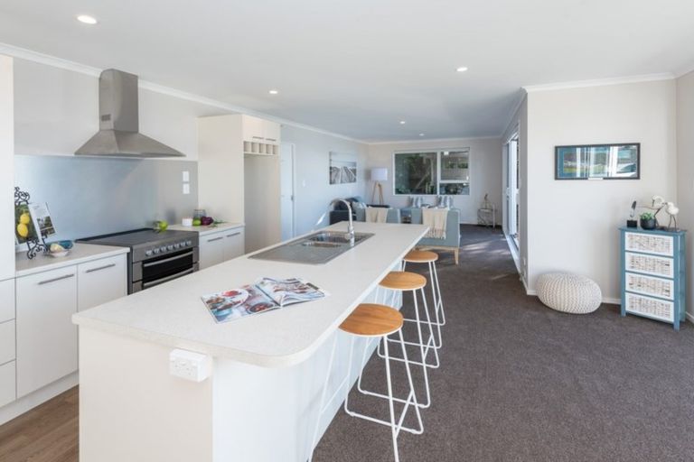 Photo of property in 147 Torkar Road, Clarks Beach, 2122