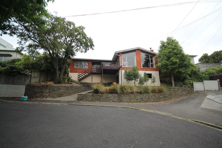 Photo of property in 3 Henry Street, Maori Hill, Dunedin, 9010