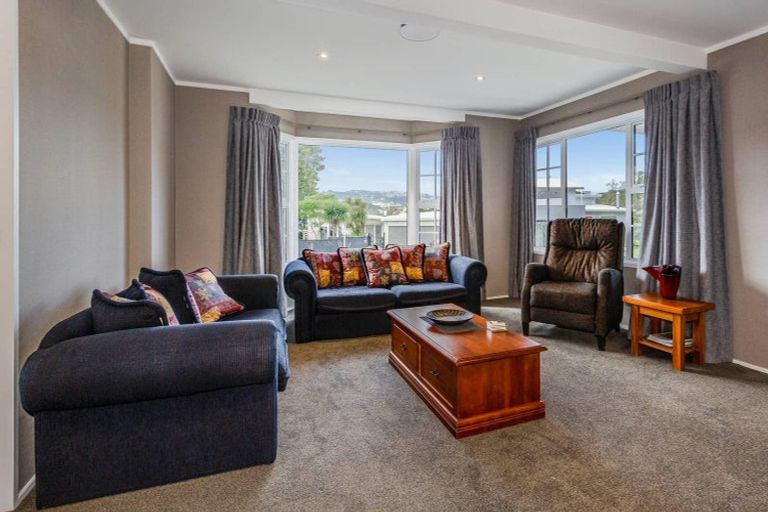 Photo of property in 26 Spinnaker Drive, Whitby, Porirua, 5024