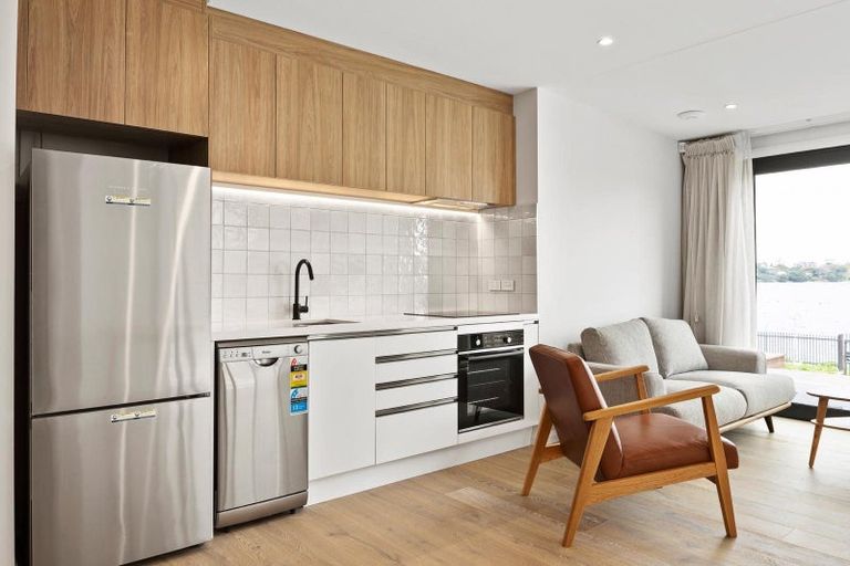 Photo of property in 10 Eric Price Avenue, Takapuna, Auckland, 0620