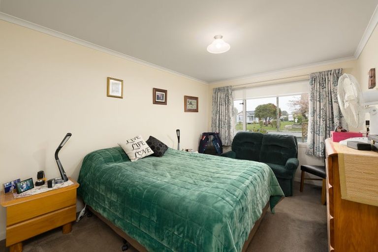 Photo of property in 5 Herbert Street, Waimate, 7924