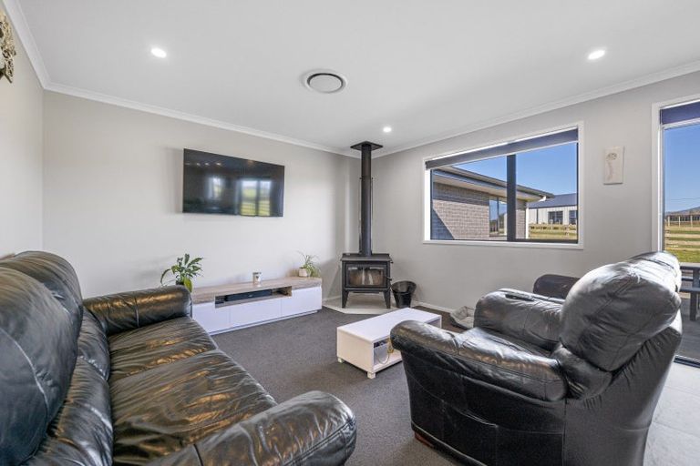 Photo of property in 297 Monmouth Road, Pembroke, Stratford, 4394