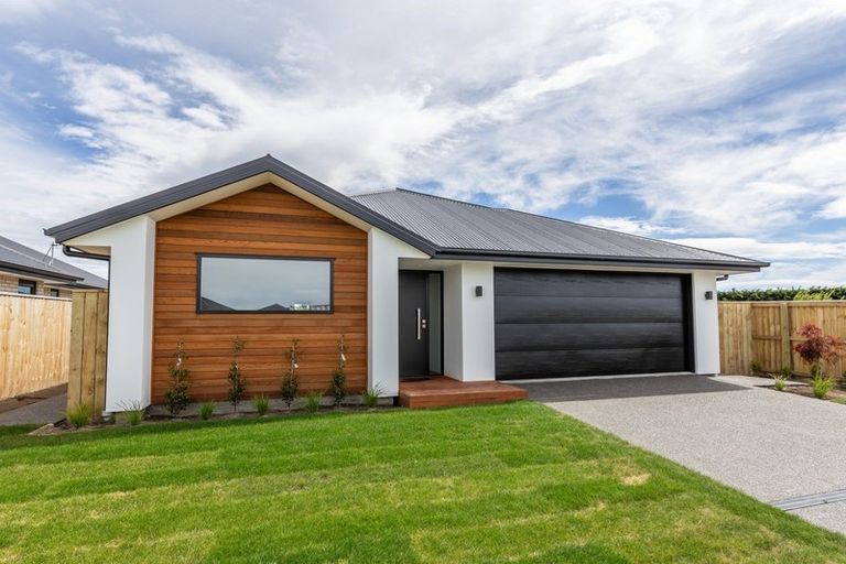 Photo of property in 17 Merlin Terrace, Rolleston, 7615