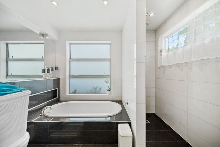 Photo of property in 332 Macwhinney Drive, Drury, 2577