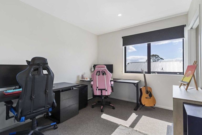 Photo of property in 8 Jabuka Street, Glen Eden, Auckland, 0602