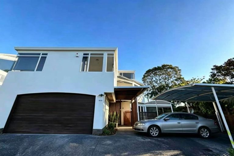 Photo of property in 1/80 Knights Road, Rothesay Bay, Auckland, 0630