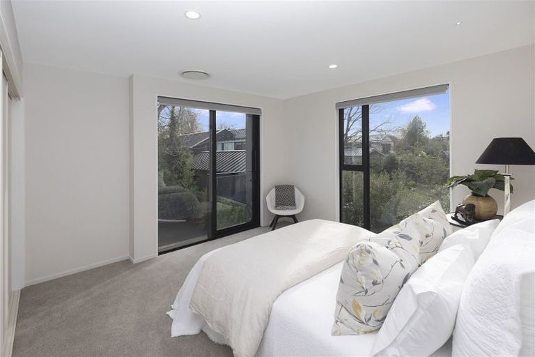 Photo of property in 7 Wood Lane, Fendalton, Christchurch, 8014
