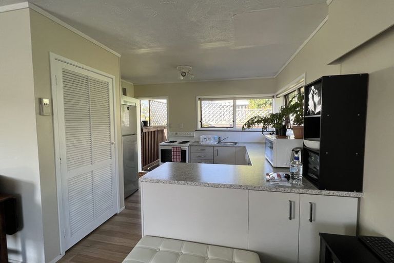 Photo of property in 1/85 Stredwick Drive, Torbay, Auckland, 0630
