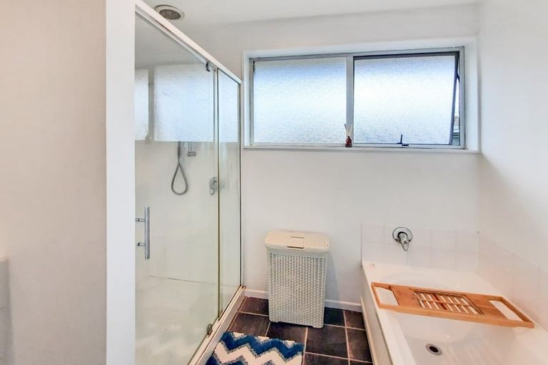 Photo of property in 58 Denise Crescent, Hornby, Christchurch, 8042