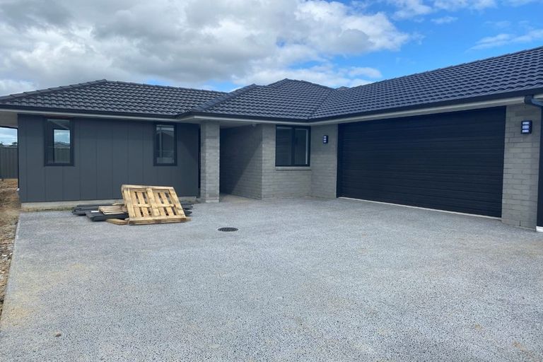 Photo of property in 45 Te Ranga Memorial Drive, Pyes Pa, Tauranga, 3112