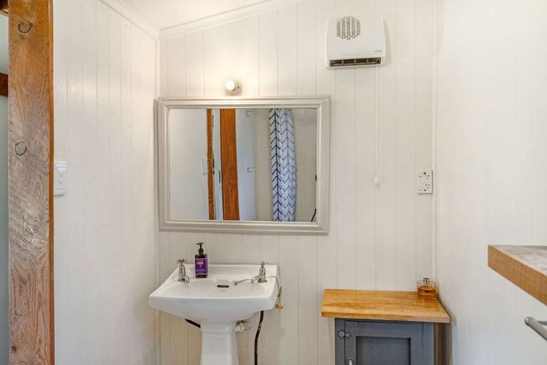 Photo of property in 948 Dipton Mossburn Road, Castle Downs, Dipton, 9791