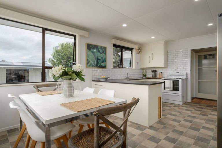 Photo of property in 2 Greenwood Street, Mangapapa, Gisborne, 4010