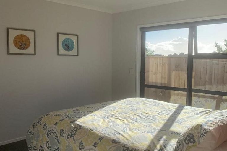 Photo of property in 25b Karaka Street, Merrilands, New Plymouth, 4312