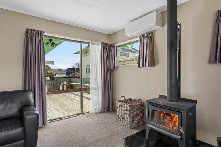 Photo of property in 6 Tudor Road, Pahiatua, 4910