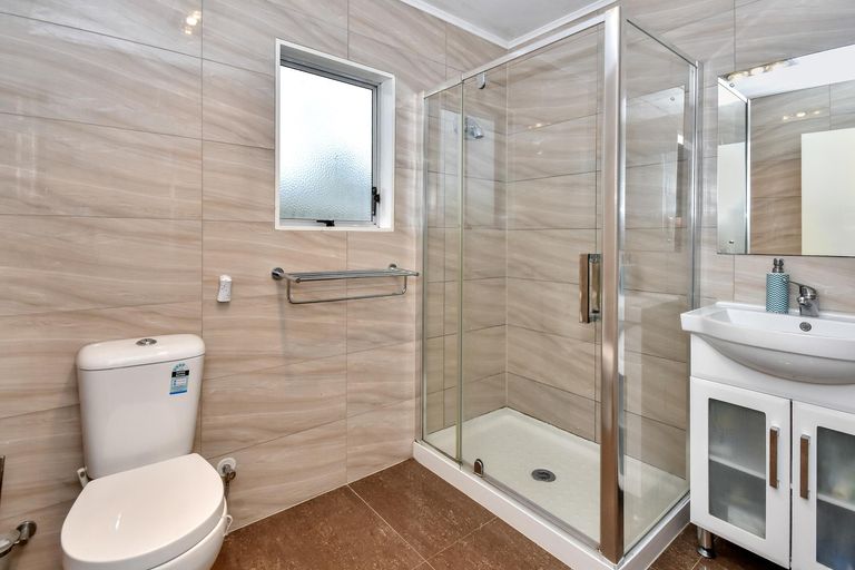 Photo of property in 4b Smiths Avenue, Papakura, 2110