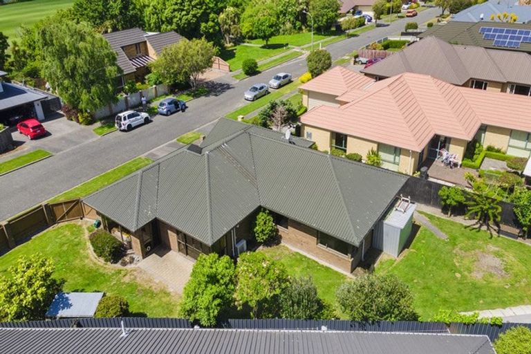 Photo of property in 6 Shenley Drive, Belfast, Christchurch, 8051