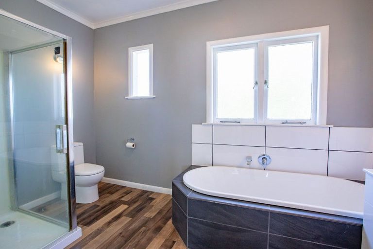 Photo of property in 182 Studholme Street, Morrinsville, 3300