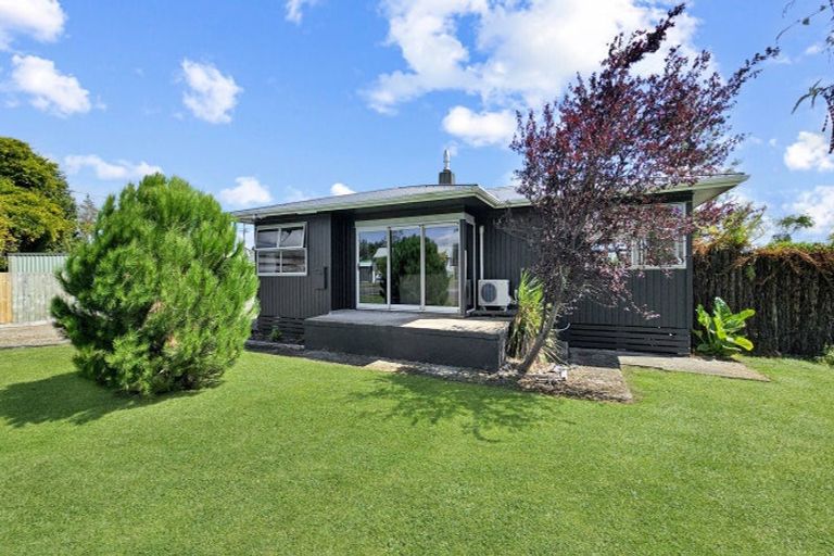 Photo of property in 9 Charles Road, Hannahs Bay, Rotorua, 3010
