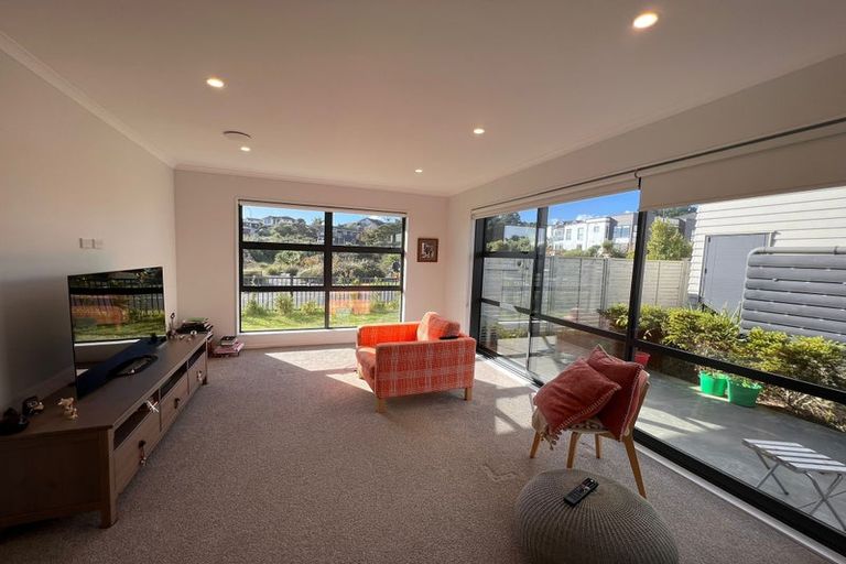 Photo of property in 51 Eugenia Rise, Totara Heights, Auckland, 2105