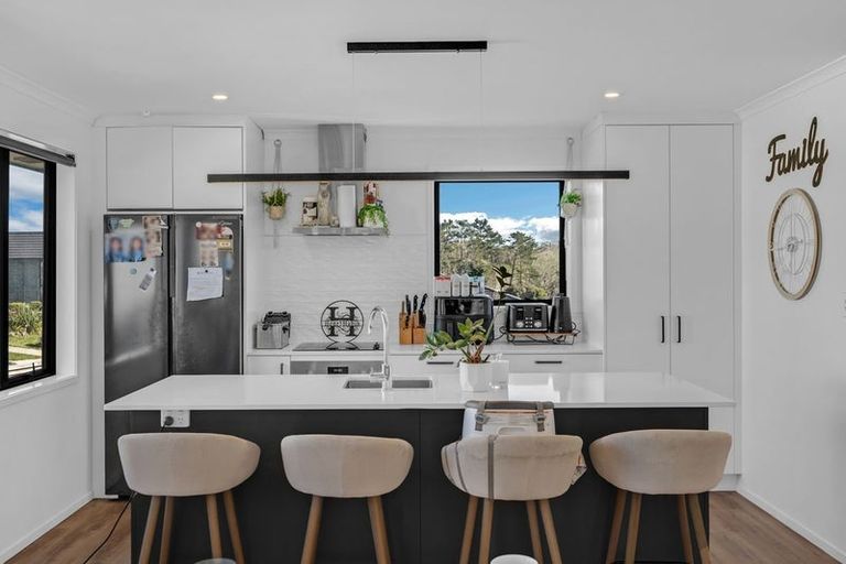 Photo of property in 40 Leathem Crescent, Pokeno, 2402