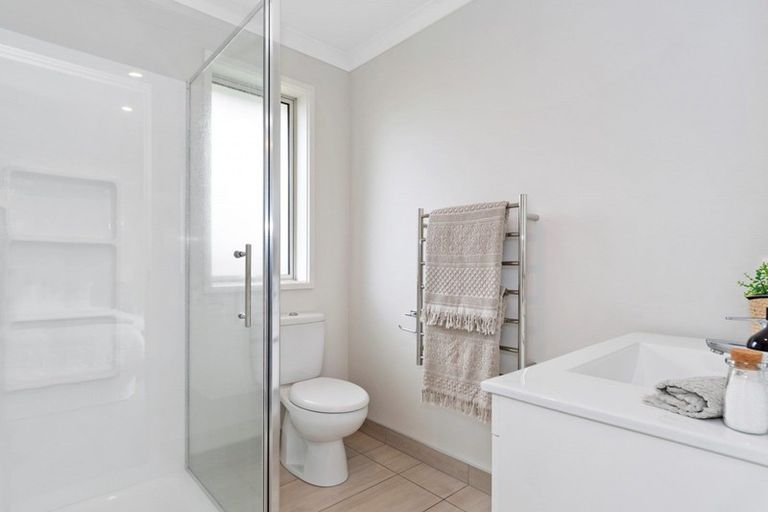 Photo of property in 12 Bill Miller Drive, Papamoa, 3118