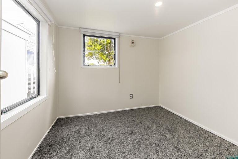 Photo of property in 26 Chingford Close, Mangere, Auckland, 2022