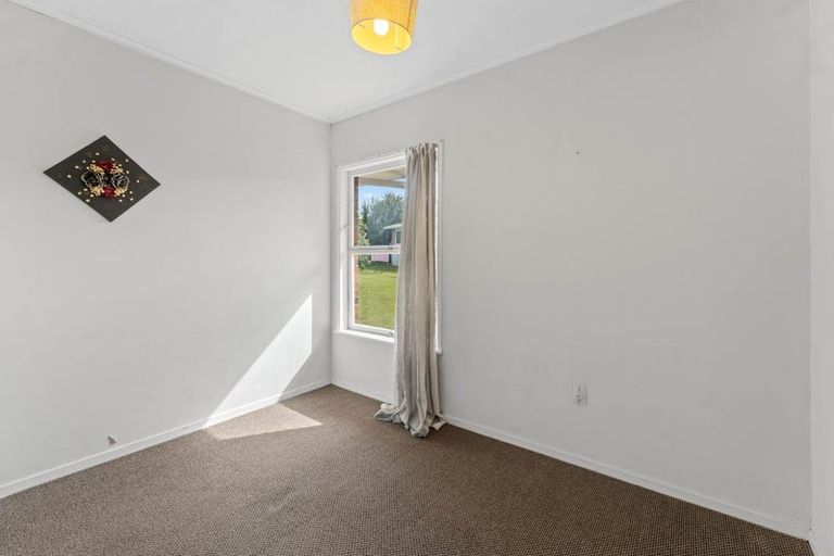 Photo of property in 1/11 Evelyn Place, Hillcrest, Auckland, 0627