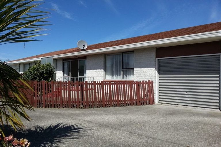 Photo of property in 2/7 Neill Street, Hornby, Christchurch, 8042