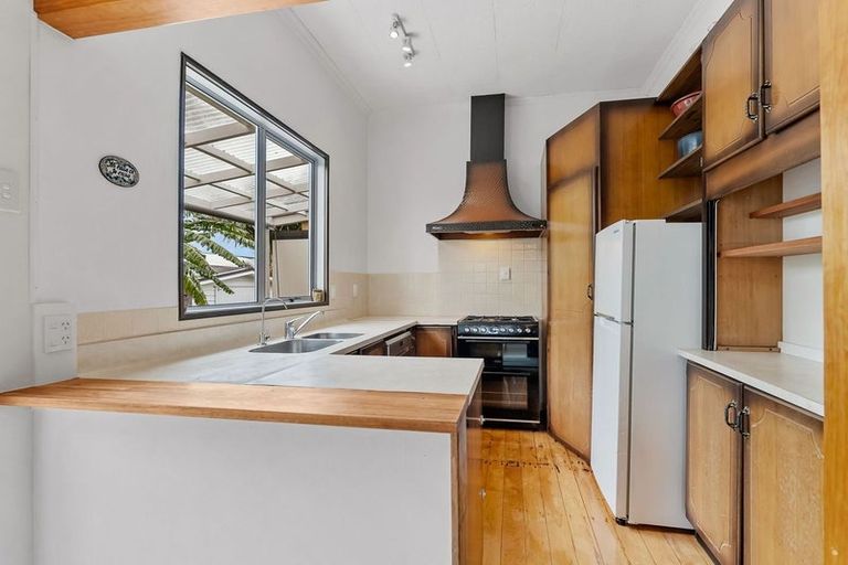 Photo of property in 14a Mains Avenue, Kensington, Whangarei, 0112