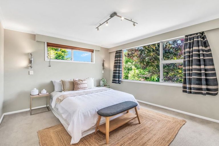 Photo of property in 39 Highfield Place, Avonhead, Christchurch, 8042