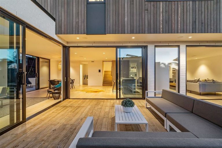 Photo of property in 19 Hart Road, Hauraki, Auckland, 0622