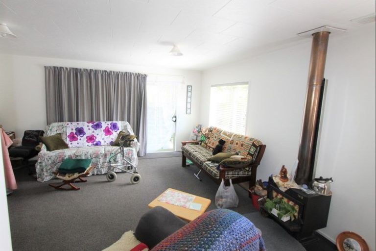 Photo of property in 1/25 Chesham Avenue, Waipahihi, Taupo, 3330