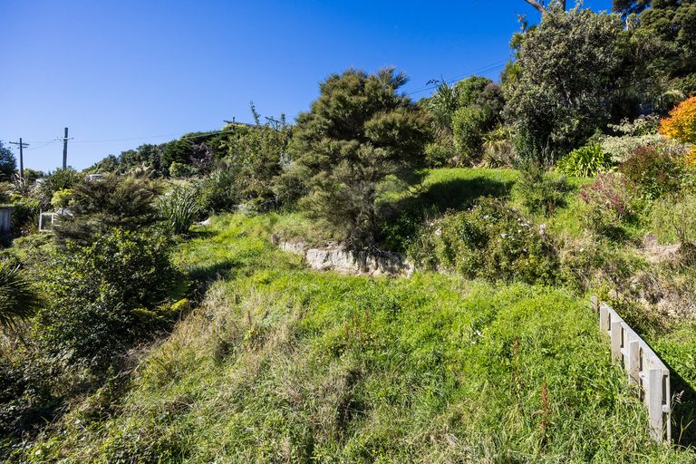 Photo of property in 74 Oxley Crescent, Broad Bay, Dunedin, 9014