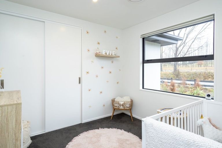 Photo of property in 7 Patton Place, Arrowtown, 9302