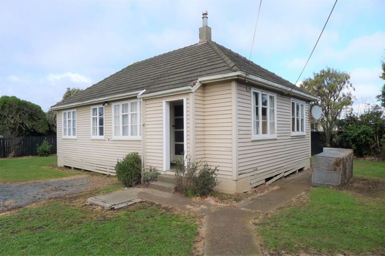 Photo of property in 12 Russell Street, Foxton, 4814