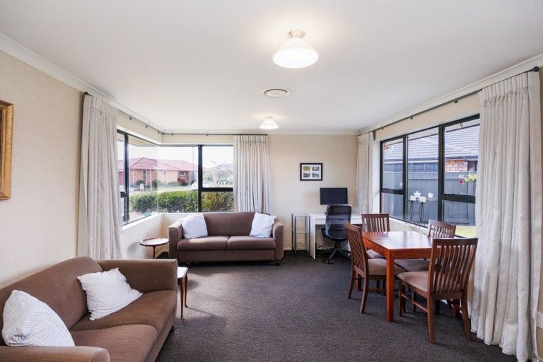 Photo of property in 9 Bouvardia Avenue, Milson, Palmerston North, 4414