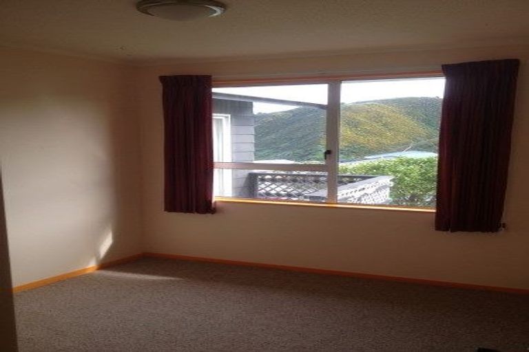 Photo of property in 14 Frobisher Street, Island Bay, Wellington, 6023