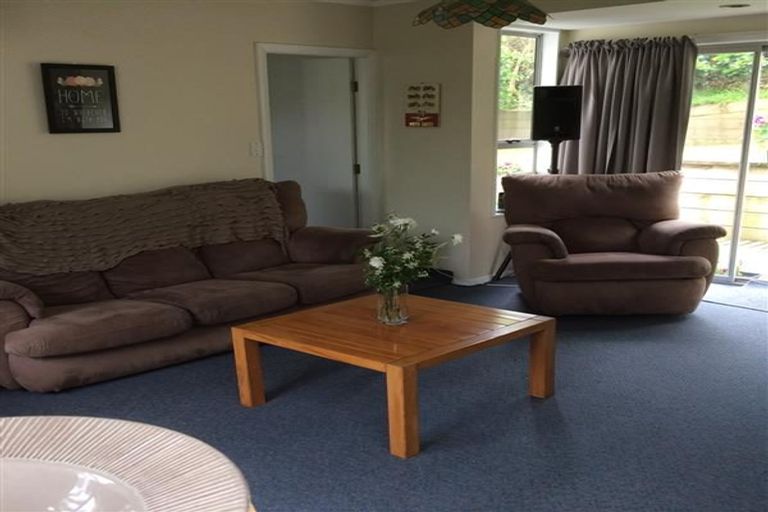 Photo of property in 16 Haunui Road, Pukerua Bay, 5026