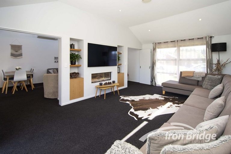 Photo of property in 20 Puhara Avenue, Parklands, Christchurch, 8083