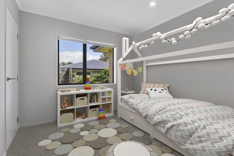 Photo of property in 10b Cowling Road, Hurdon, New Plymouth, 4310