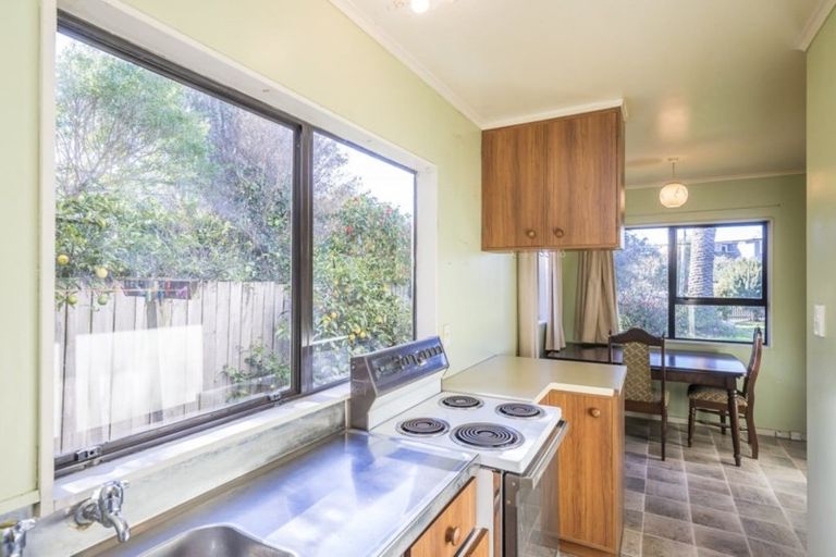 Photo of property in 28a Eatwell Avenue, Paraparaumu Beach, Paraparaumu, 5032