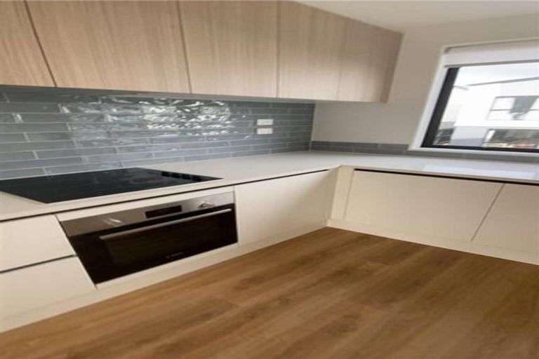 Photo of property in 33 Hinonga Loop, Silverdale, 0932