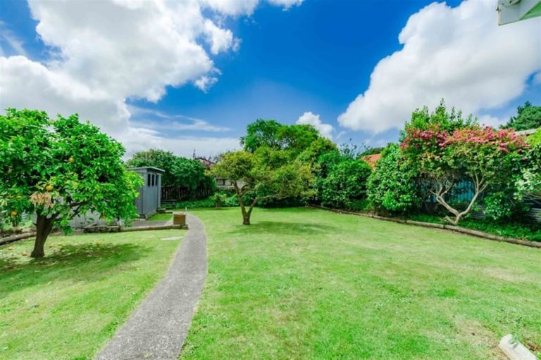 Photo of property in 31 Moana Road, Paraparaumu, 5032
