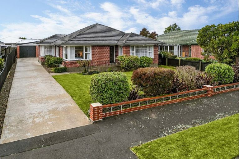 Photo of property in 10 Greenwood Close, Mairehau, Christchurch, 8013